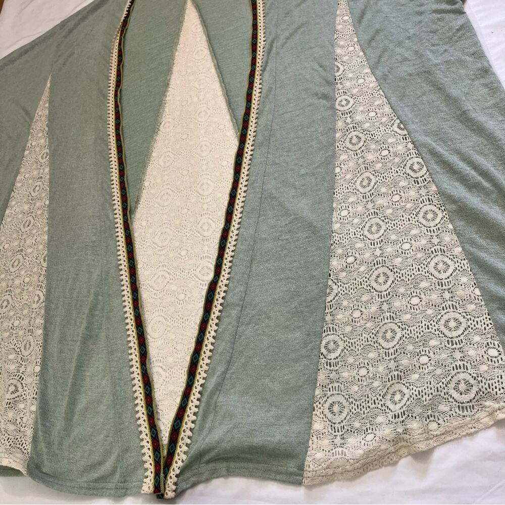 Umgee Soft Open Front Cardigan Shawl Coverall Bohemian Feminine Eyelet Size M/L - Picture 2 of 9